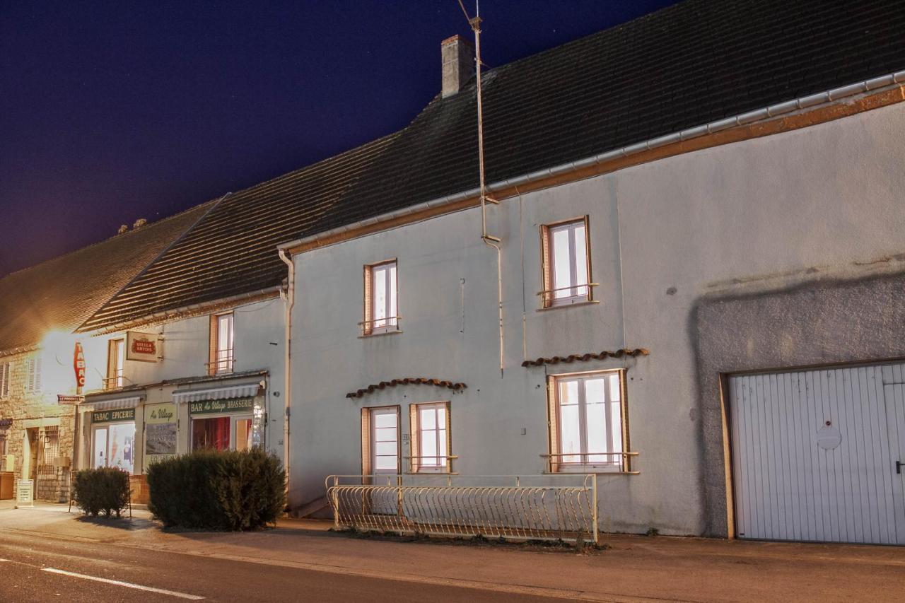 Le Loup Qui Dort Bed & Breakfast Longwy-sur-le-Doubs Екстериор снимка