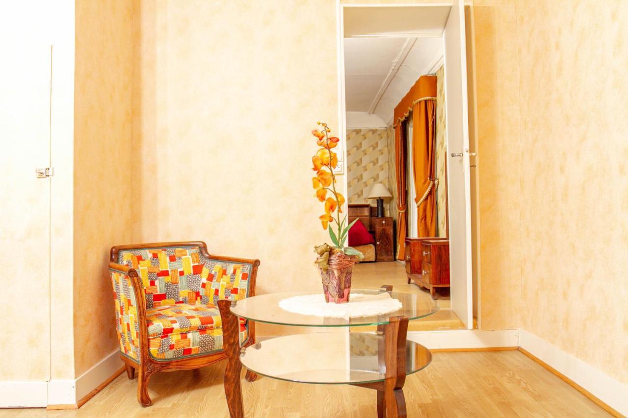 Le Loup Qui Dort Bed & Breakfast Longwy-sur-le-Doubs Екстериор снимка